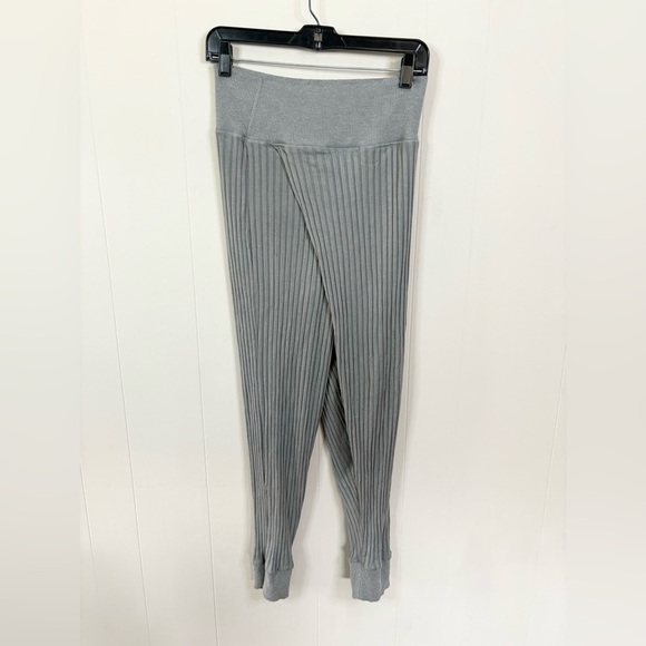 Nike Yoga green ribbed crossover jogger sweatpants size M - Picture 5 of 8